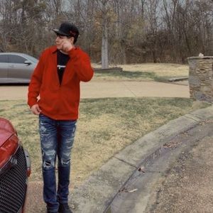 Meet your Posher, Adrian